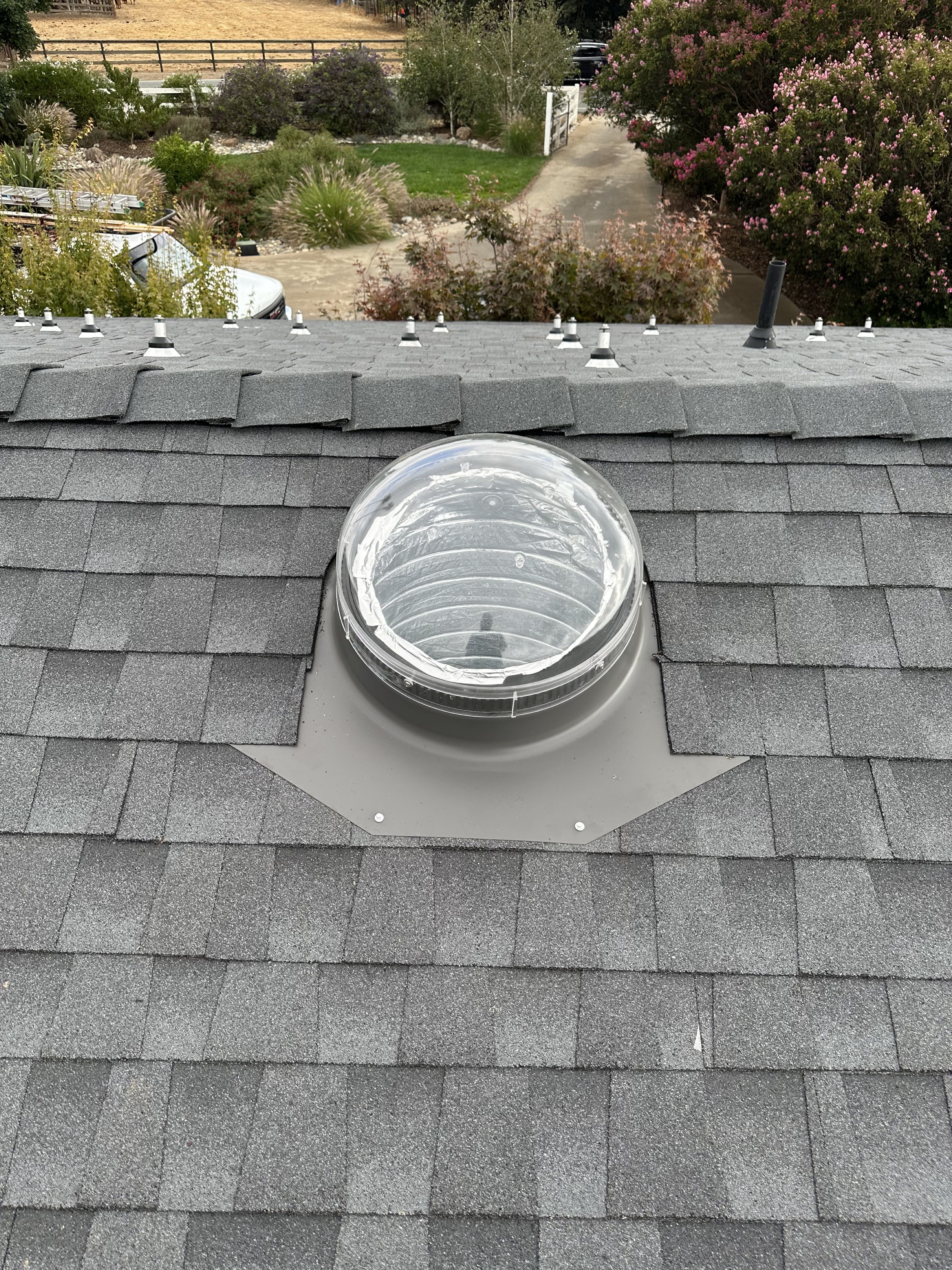 Roof detail and sun tunnel